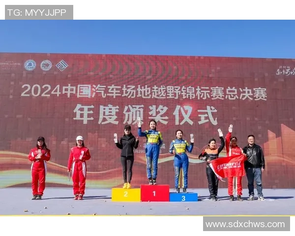 成都羽毛球队逆袭之旅联合会杯特别报道展现拼搏精神与团队合作的辉煌时刻